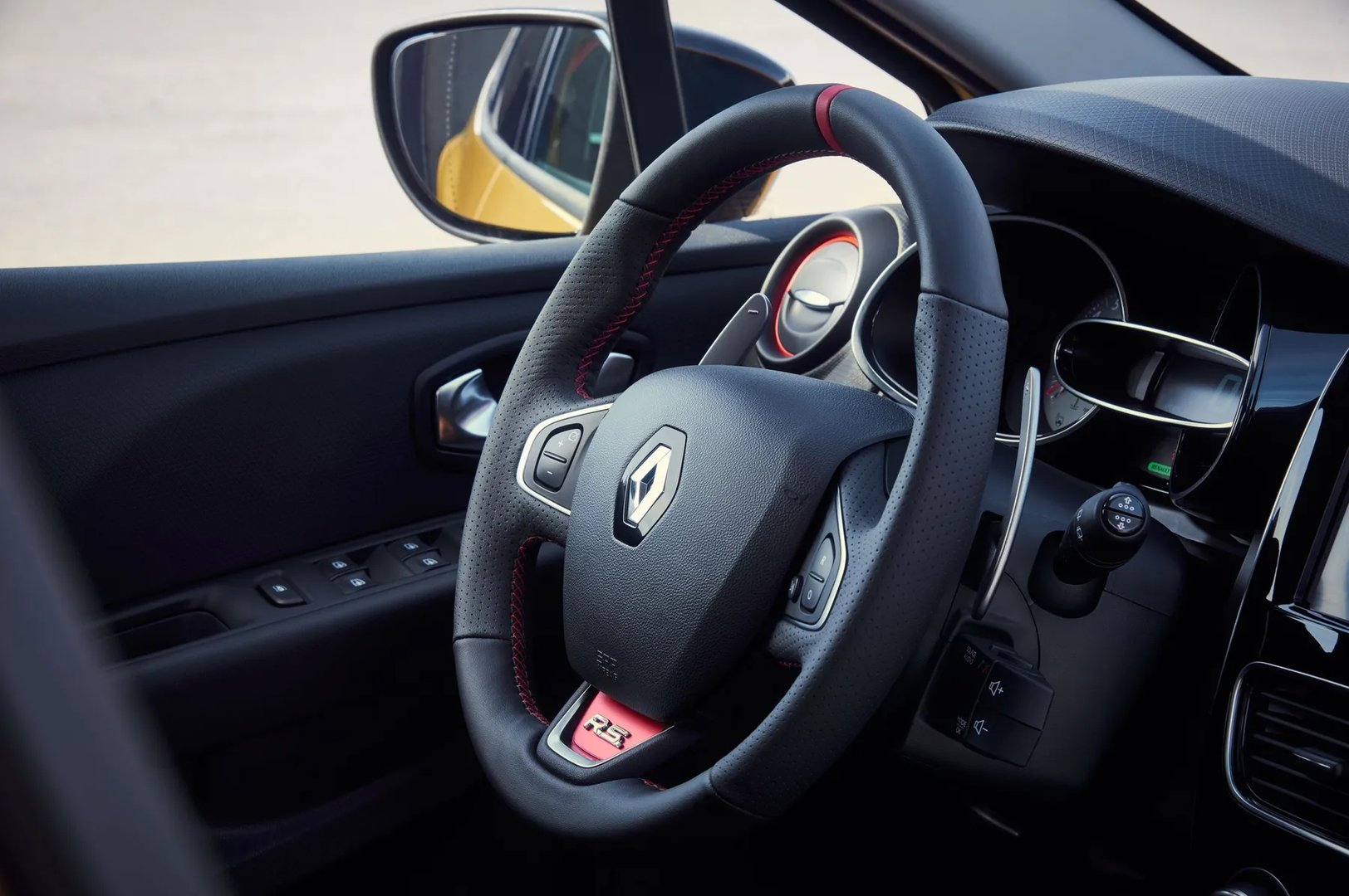 Renault_Clio_RS_4_generation_restyling__Mini_5-doors__9.jpg
