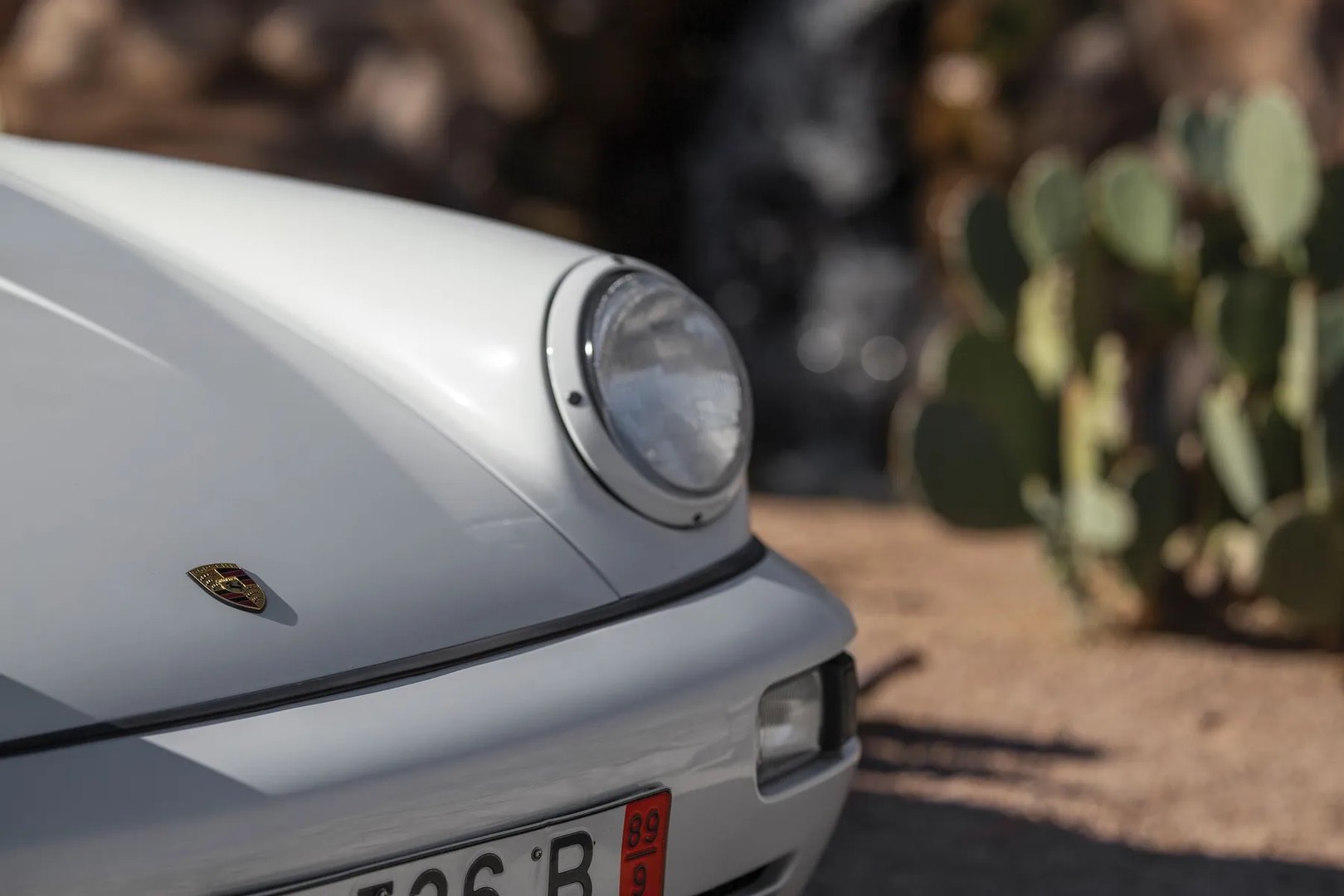 Porsche_911_3_generation__Coupe__12.jpg