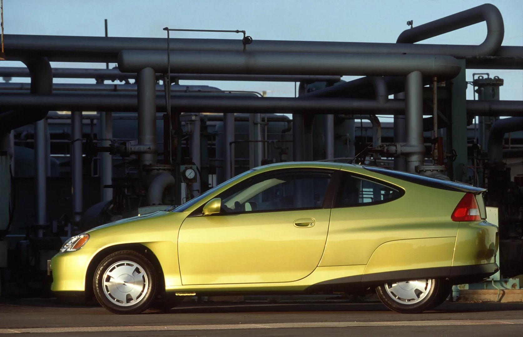 Honda_Insight_1_generation__Mini_3-doors__7.jpg