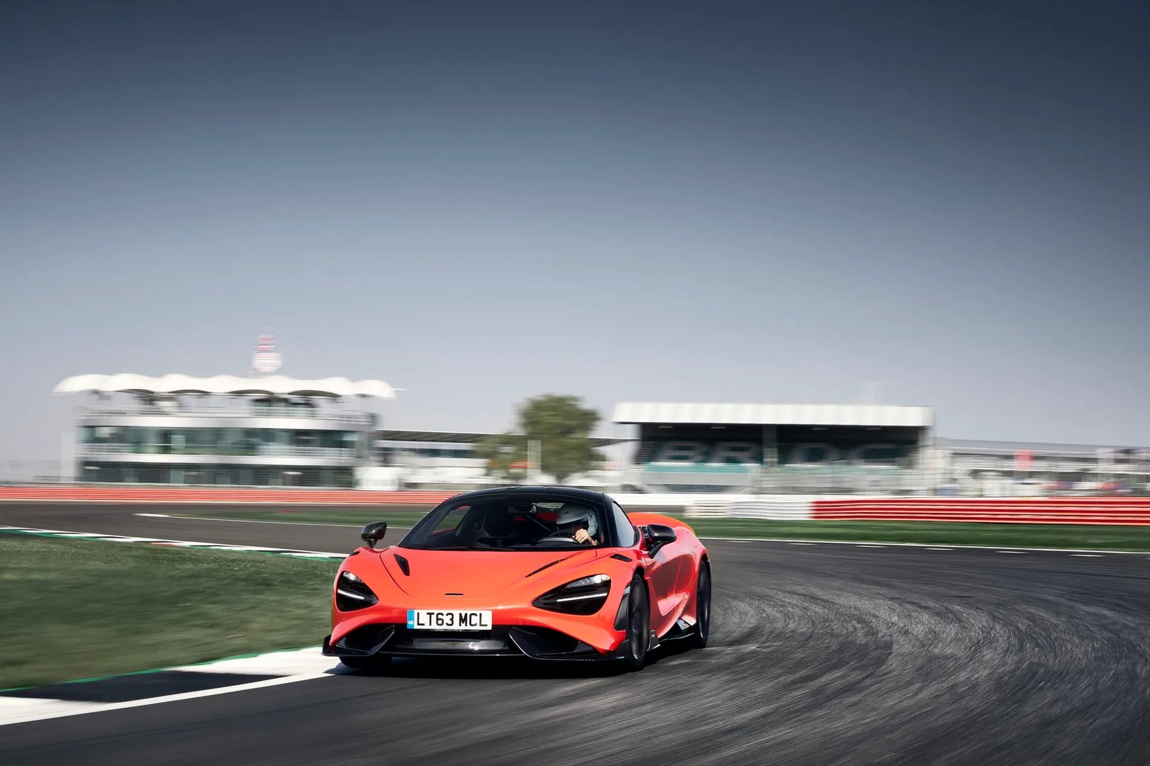McLaren_765LT_1_generation__Coupe__10.jpg