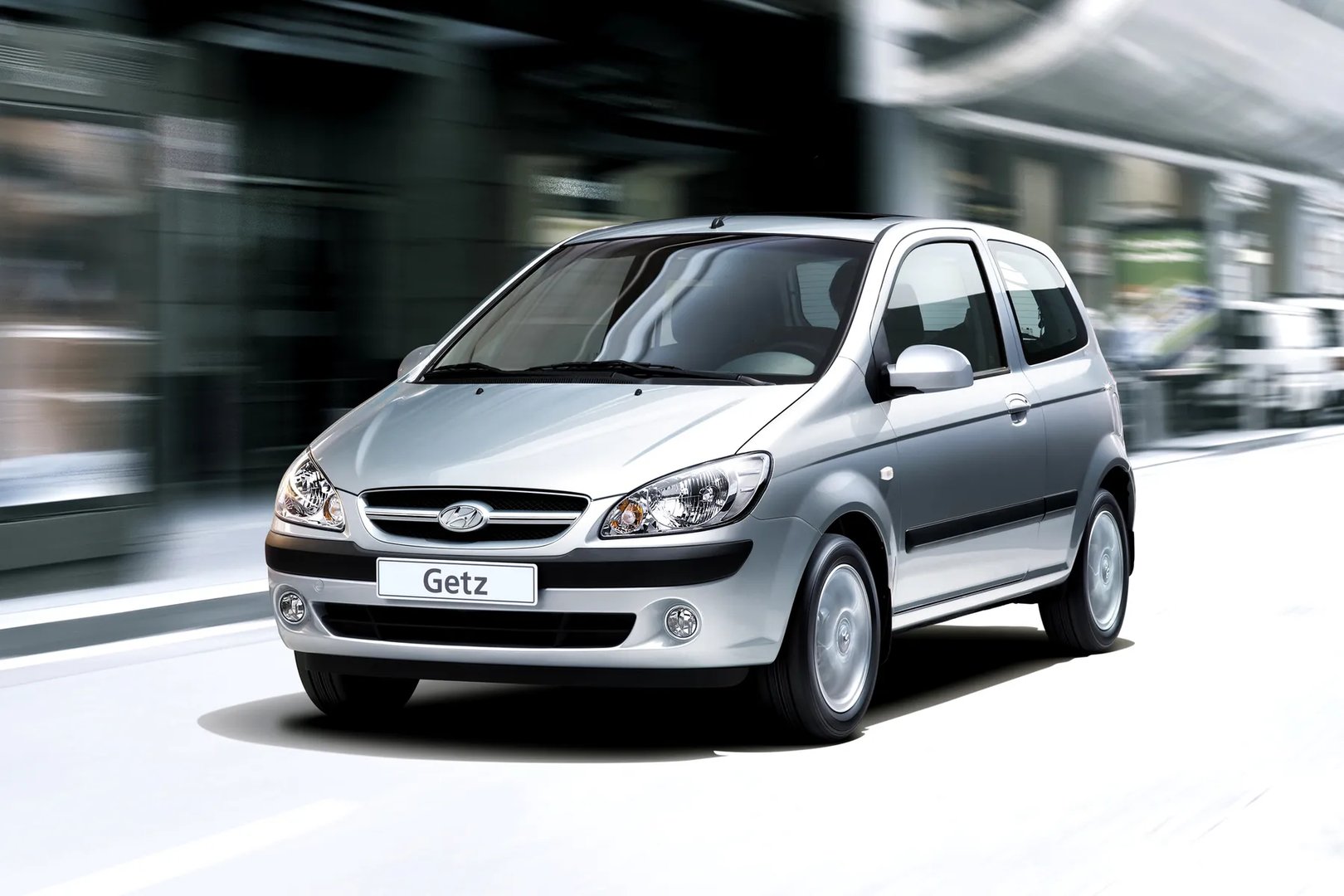 1 generation, restyling 