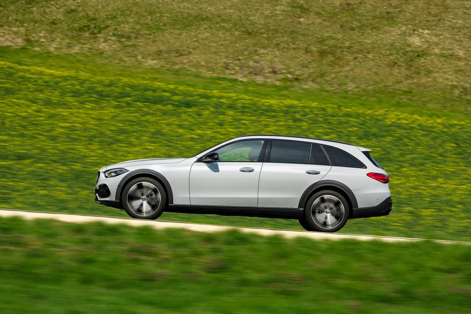 Mercedes_C-Class_All-Terrain_5_generation__Estate_5-door__4.jpg