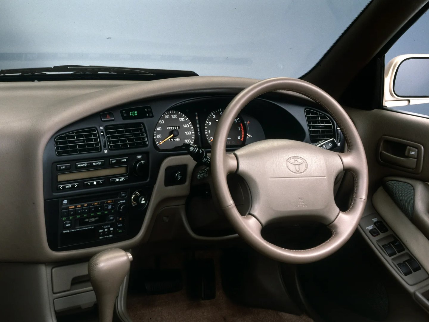 Toyota_Scepter_1_generation__Coupe__3.jpg