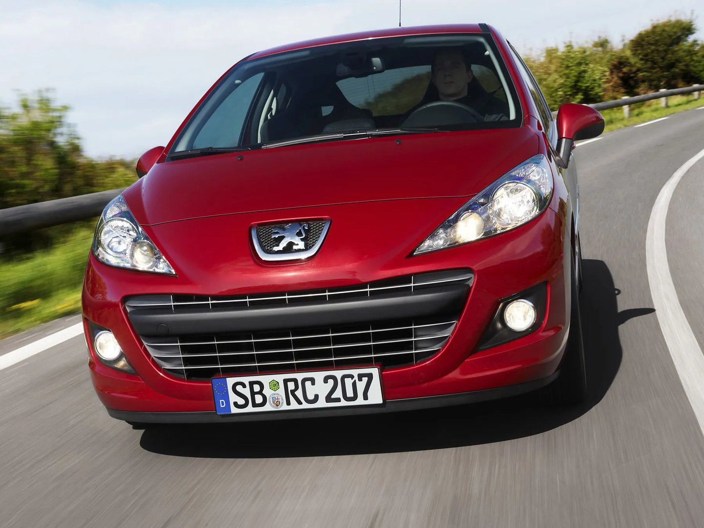Peugeot_207_1_generation_restyling__Hatchback_3-door__12.jpg