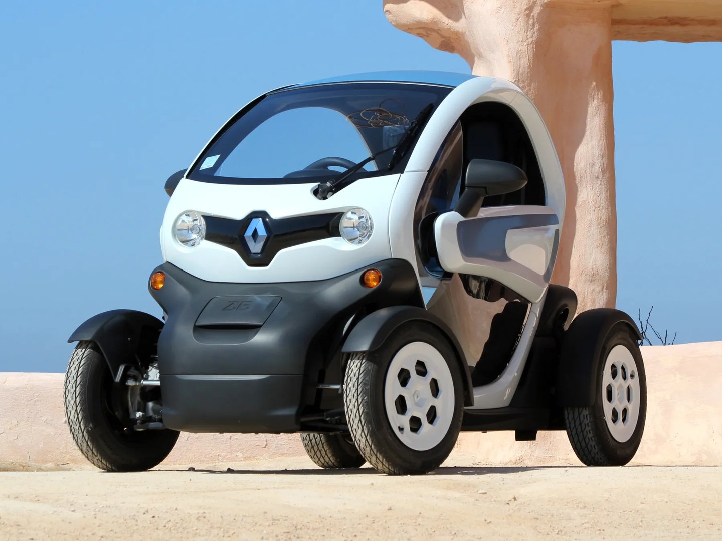 Renault_Twizy_1_generation__Mini_5-doors__8.jpg