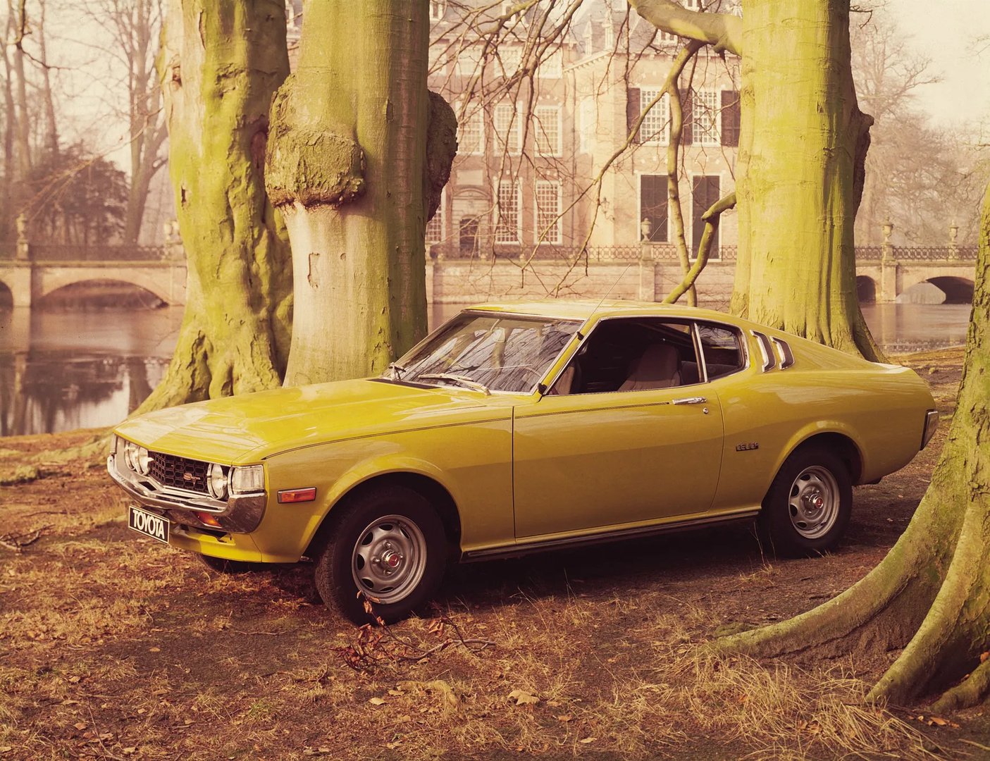 Toyota_Celica_1_generation__Liftback__1.jpg