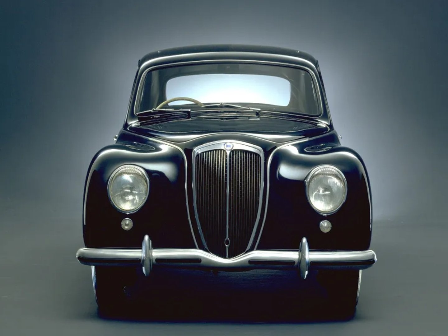 Lancia_Aurelia_1_generation__Sedan__2.jpg