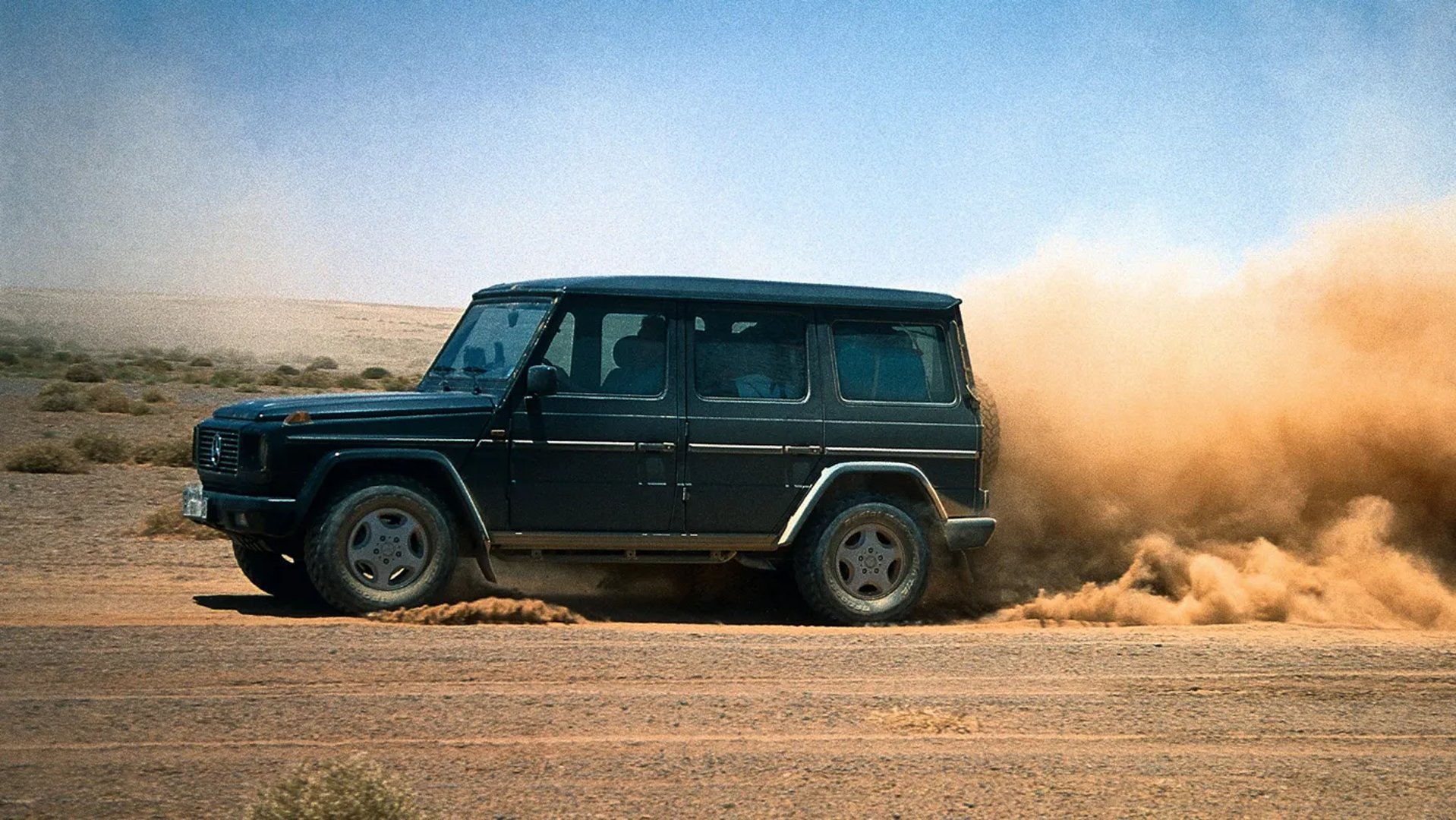 Mercedes_G-Class_2_generation_restyling__SUV_5-doors__1.jpg