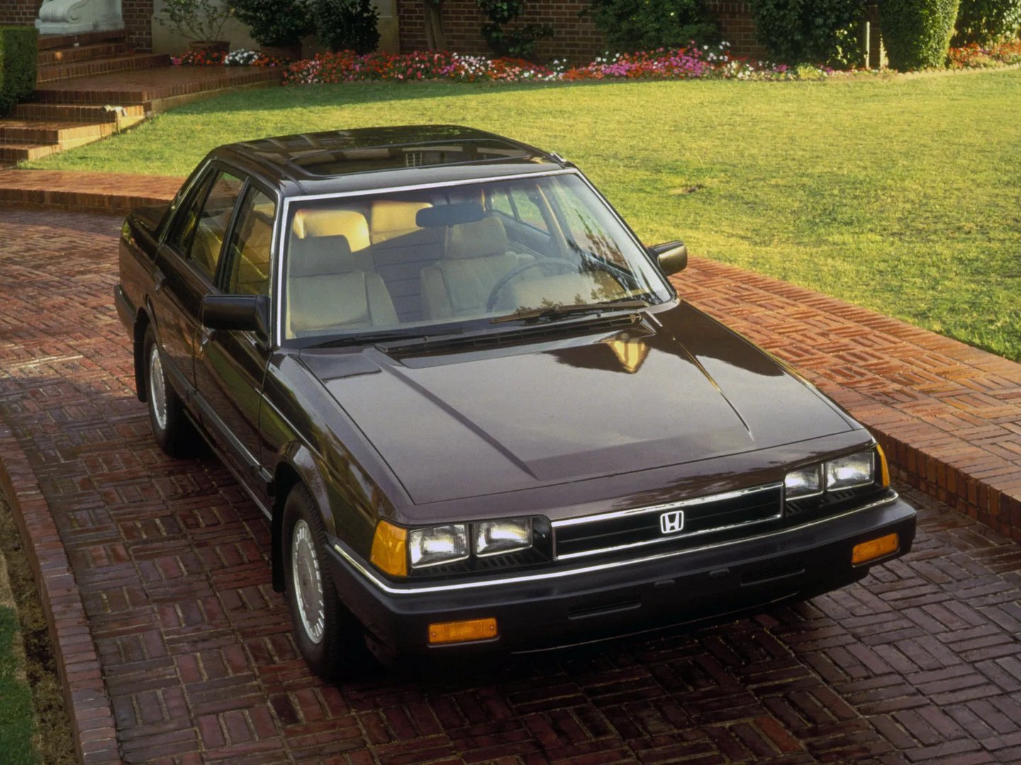 Honda_Accord_(USA)_2_generation__Sedan__6.jpg