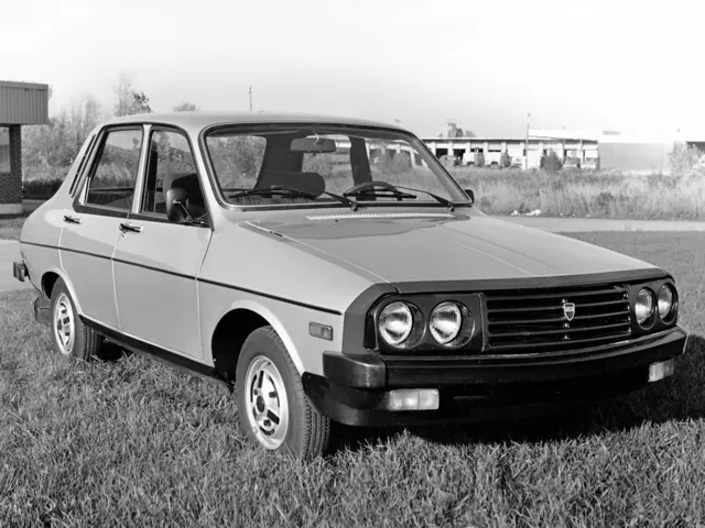 Dacia 1310 1 generation  Sedan