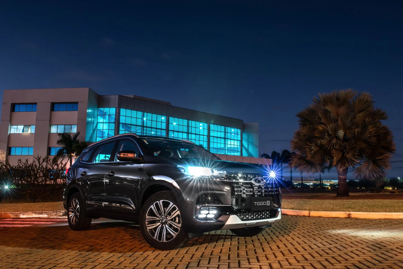 Chery_Tiggo_8_1_generation_restyling__SUV_5-doors__9.jpg