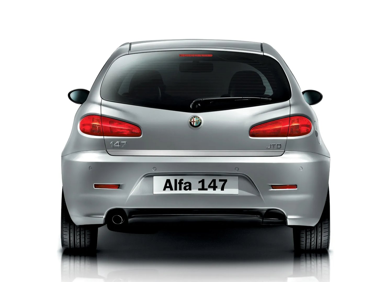 Alfa Romeo_147_1_generation_restyling__Hatchback_5-door__13.jpg