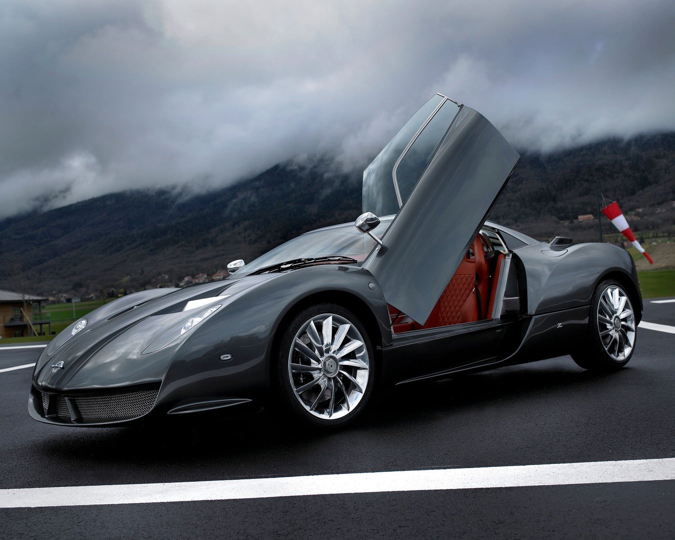 spyker_C12_1_generation__Coupe__10.jpg