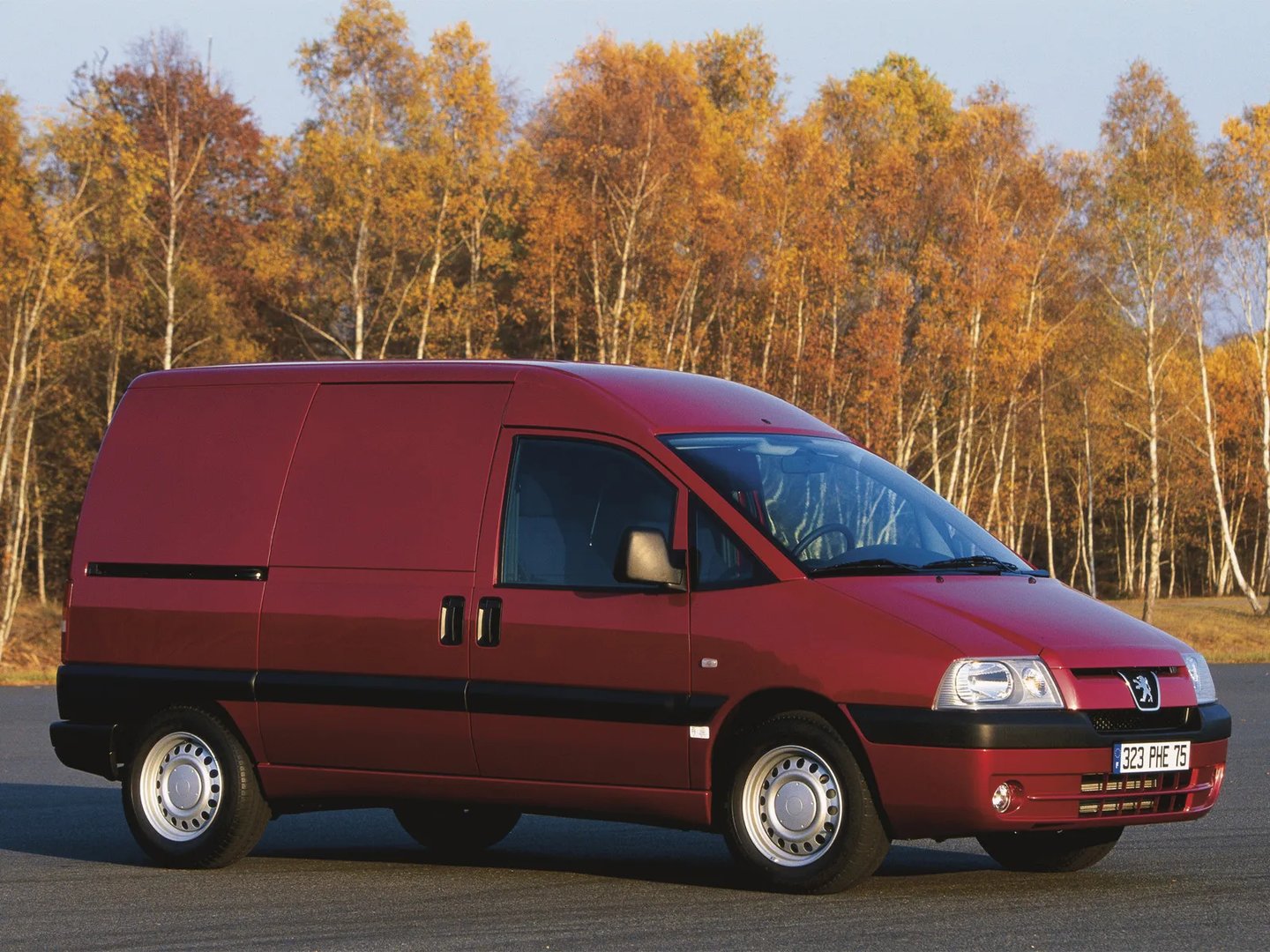 Peugeot_Expert_1_generation__Van__1.jpg
