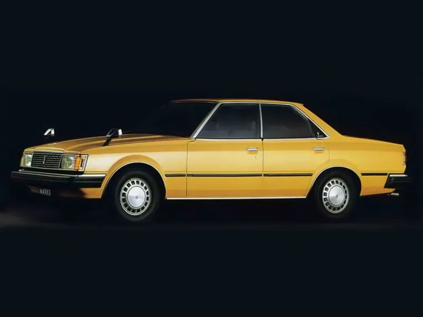 Toyota_Mark_II_4_generation__Sedan_Hardtop__3.jpg