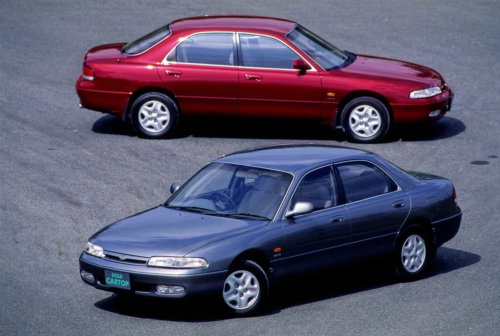 Mazda_Cronos_1_generation__Sedan__4.jpg