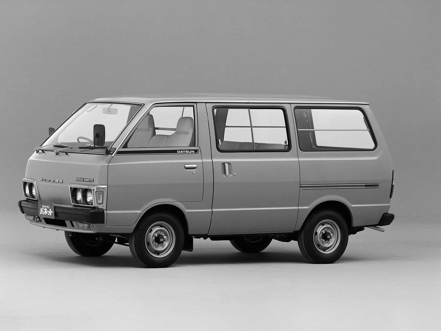 Nissan_Vanette_1_generation__Minivan__6.jpg