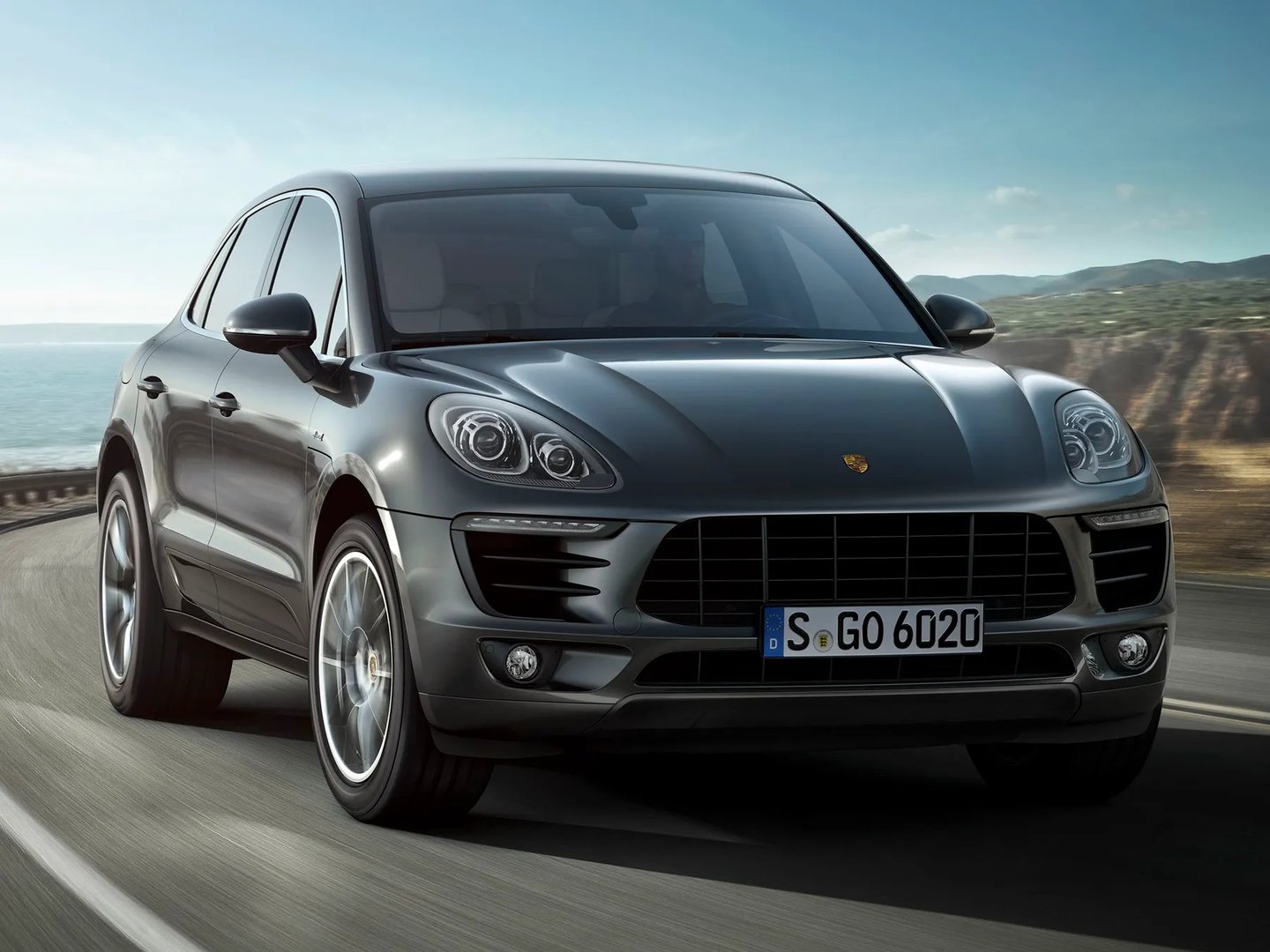 porsche_Macan_1_generation__SUV_5-doors__2.jpg