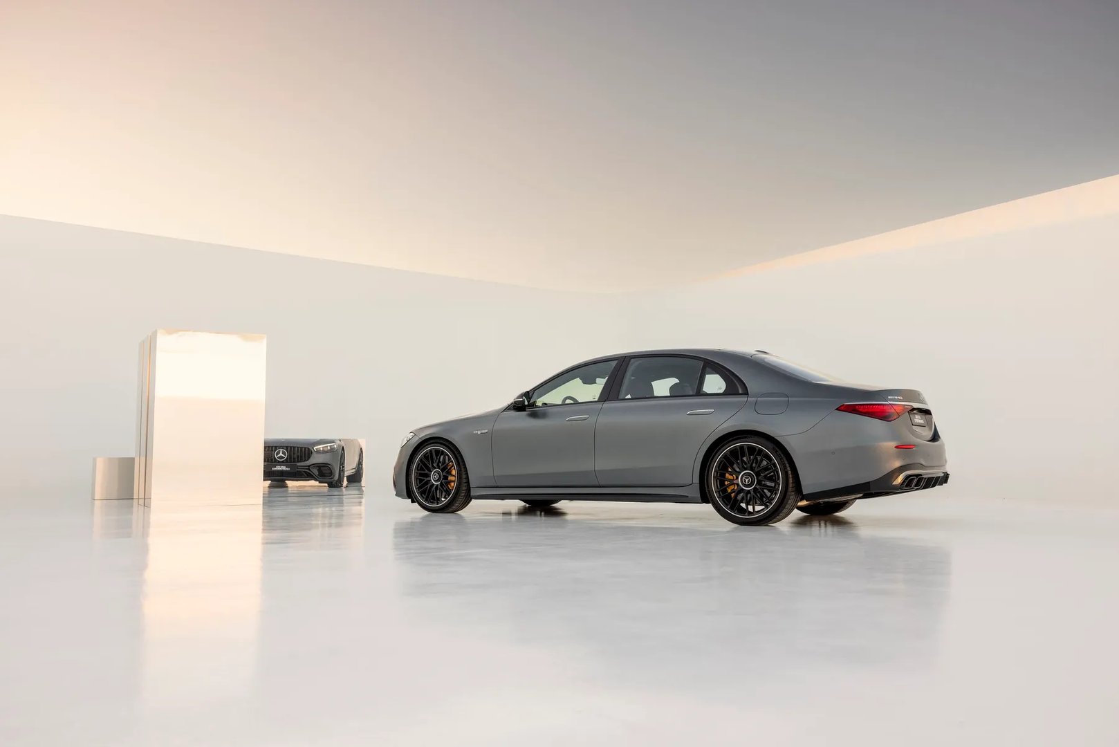 Mercedes_S-Class_AMG_4_generation__Sedan__12.jpg