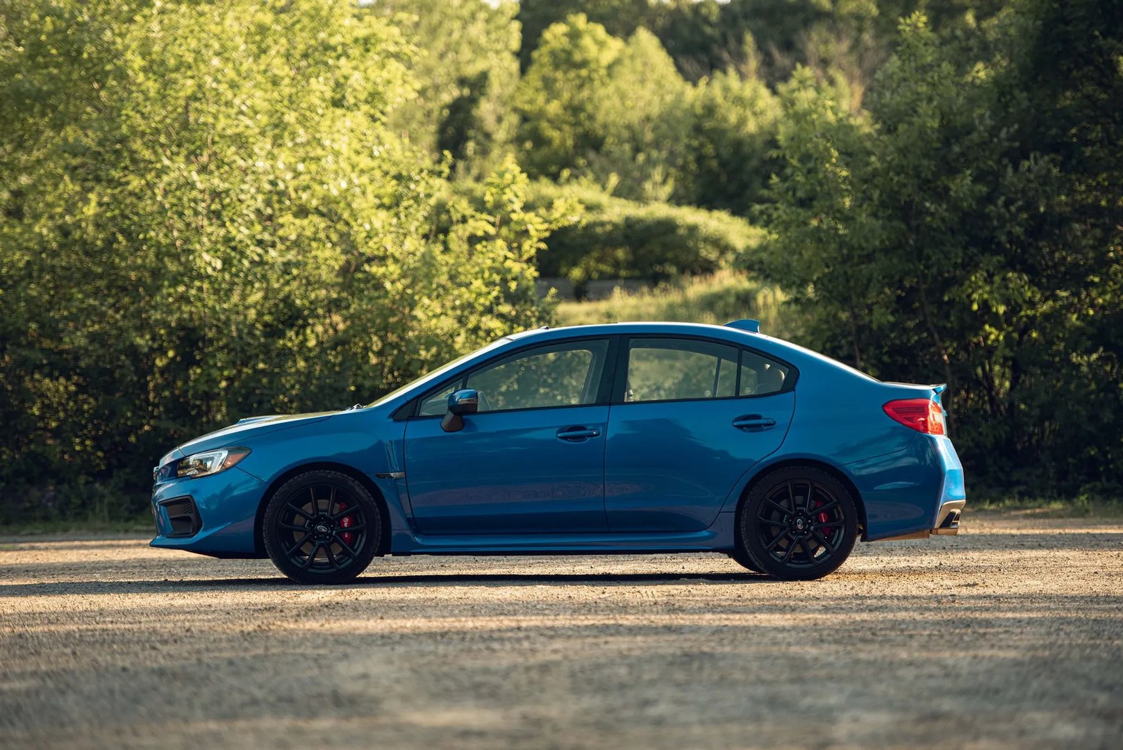 Subaru_WRX_1_generation_restyling__Sedan__2.jpg