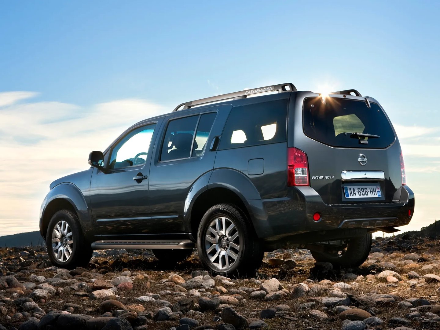 Nissan_Pathfinder_3_generation_restyling__SUV_5-doors__5.jpg