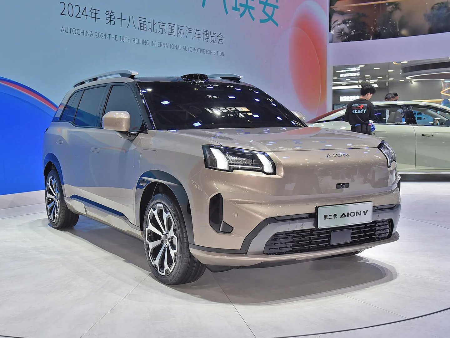 aion_V_2_generation__SUV_5-doors__9.jpg