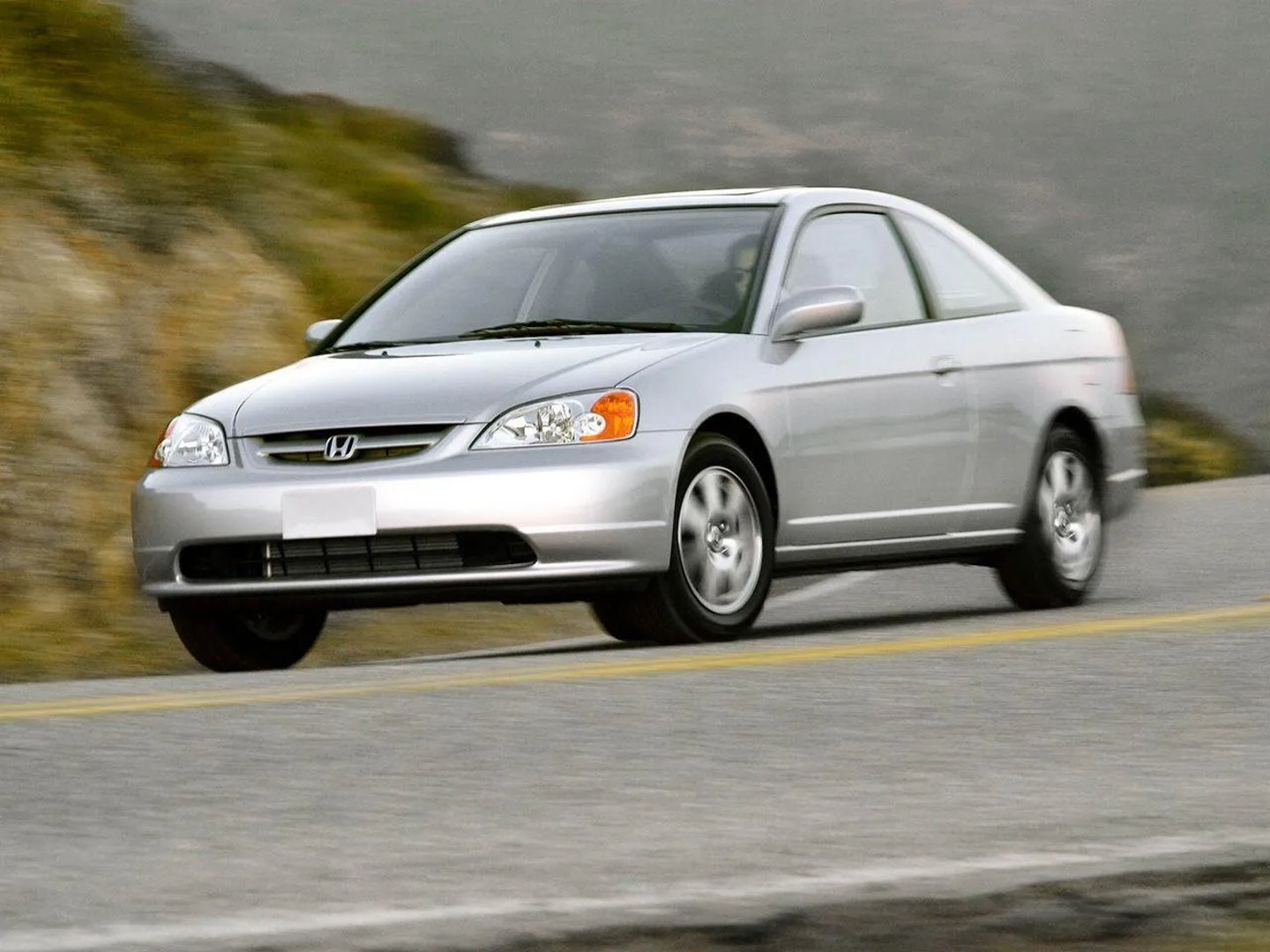 Honda_Civic_7_generation__Coupe__6.jpg
