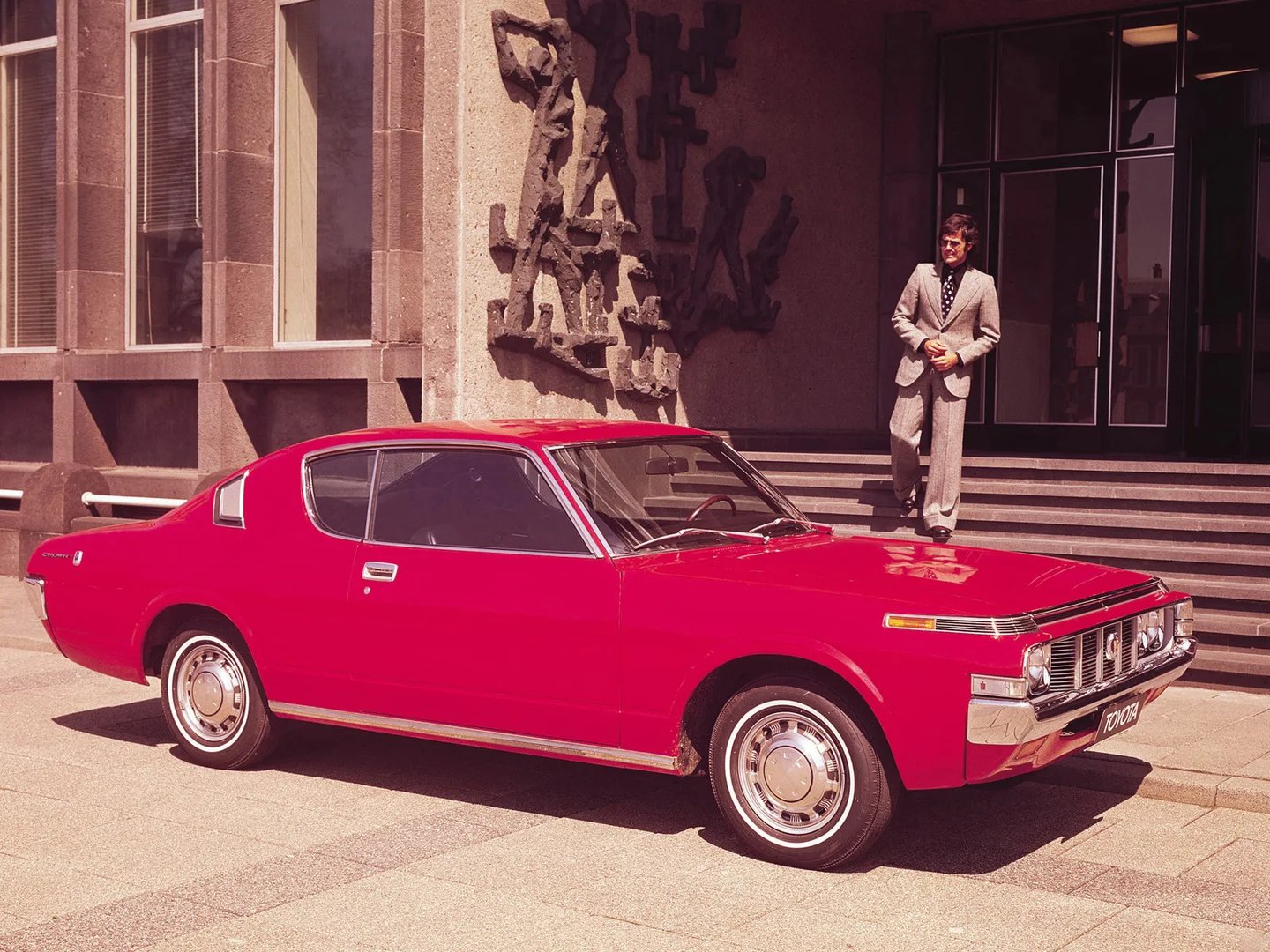 Toyota_Crown_4_generation__Coupe_Hardtop__1.jpg