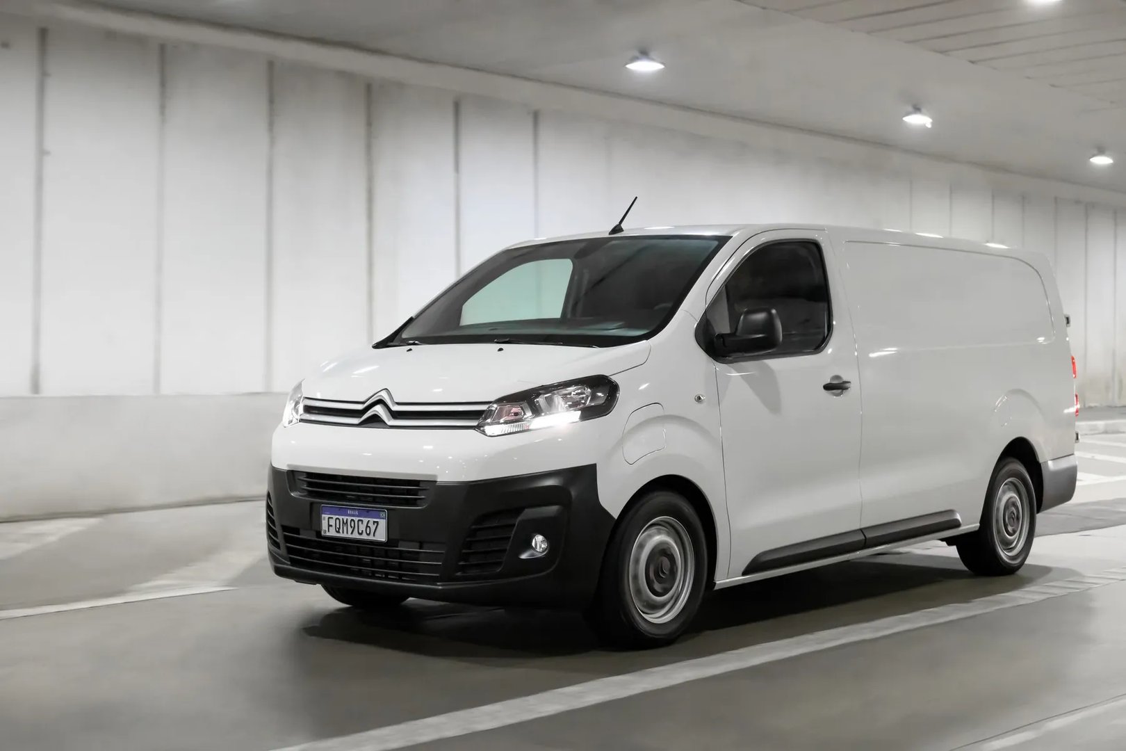 Citroen_Jumpy_3_generation__Van_Long__1.jpg