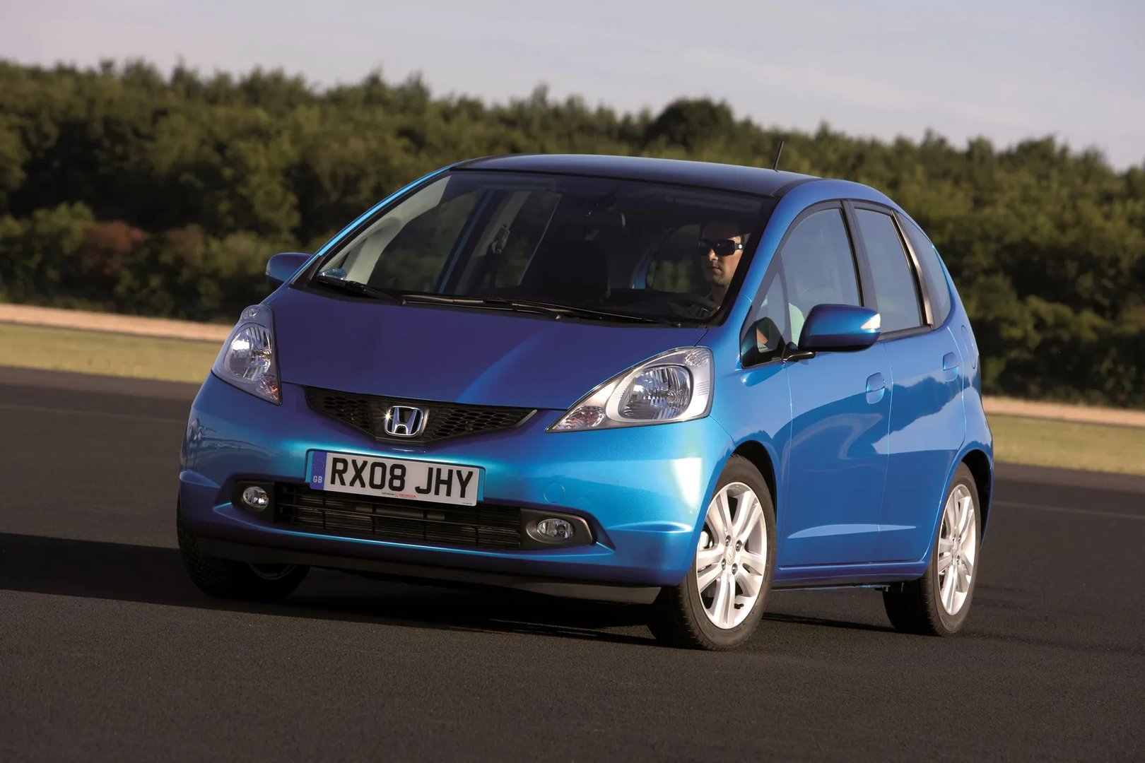Honda_Jazz_2_generation__Mini_5-doors__5.jpg