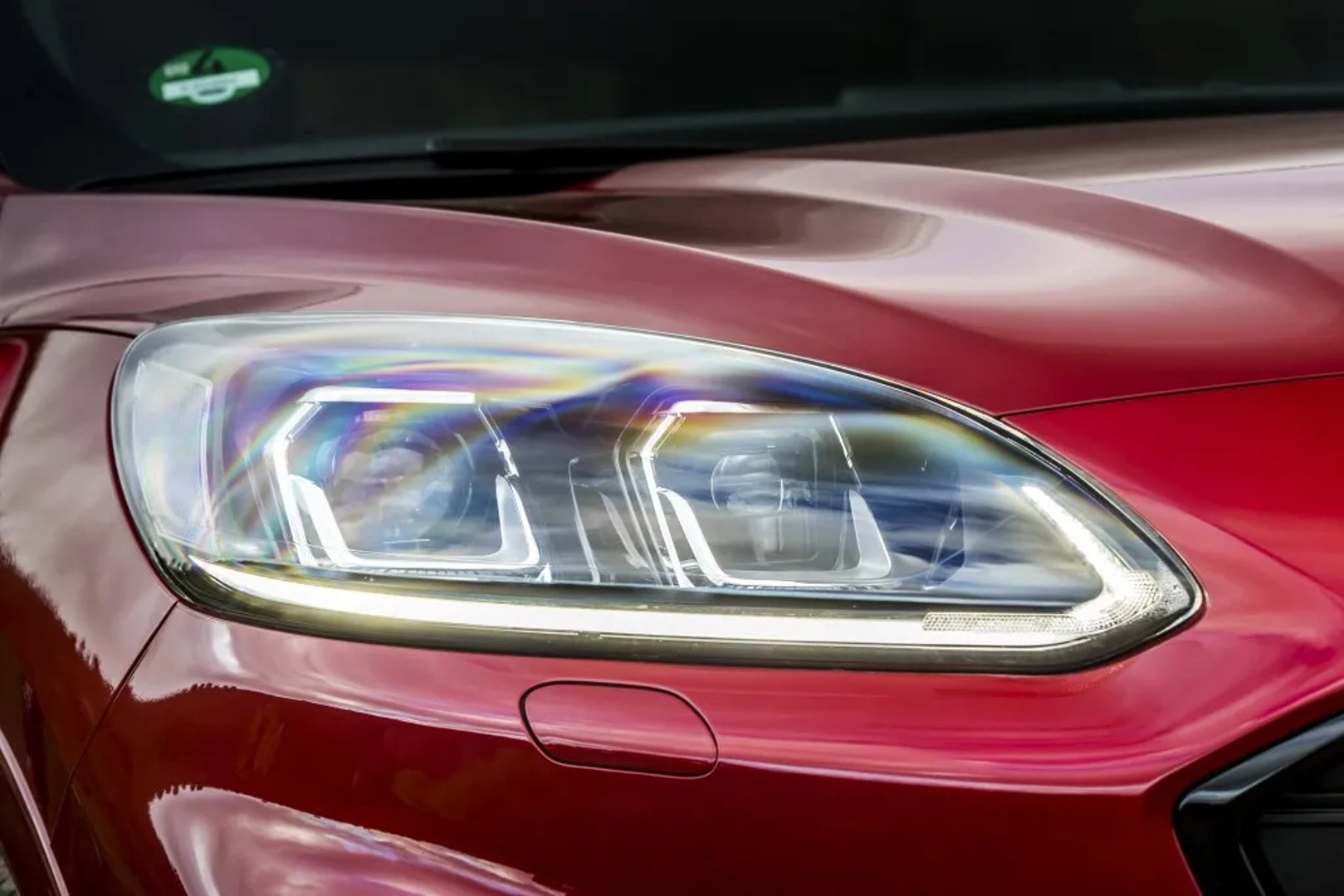 Ford_Kuga_3_generation__SUV_5-doors__11.jpg