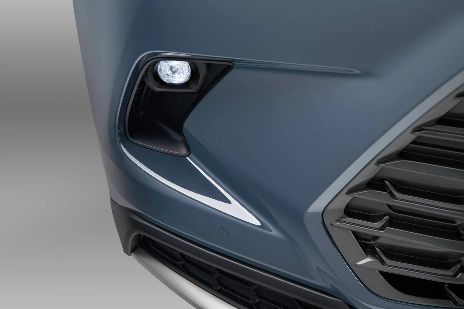 Toyota_Grand_Highlander_1_generation__SUV_5-doors__12.jpg