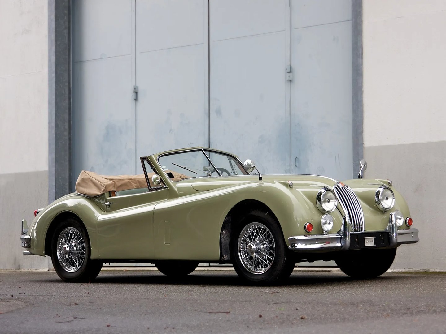 Jaguar_XK_Raritet_2_generation__Cabrio__5.jpg