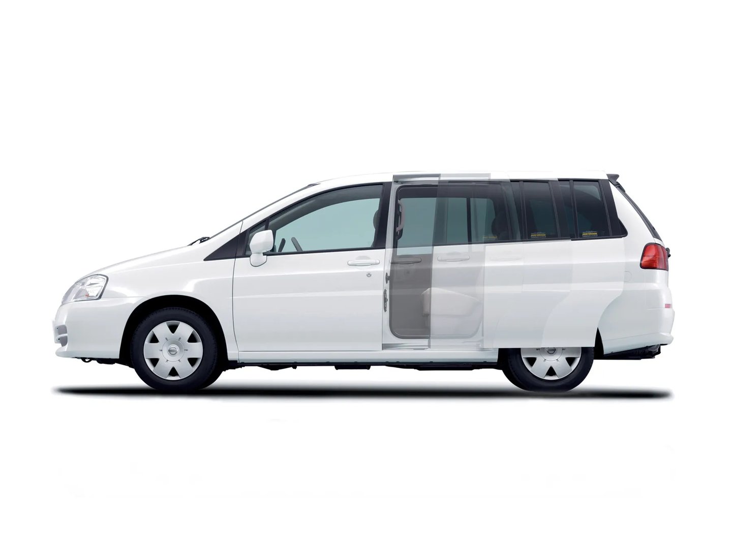 Nissan_Liberty_1_generation__Compact_Van__2.jpg