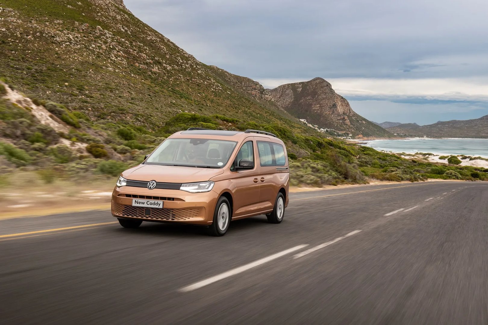 Volkswagen_Caddy_5_generation__Compact_Van_Long__13.jpg