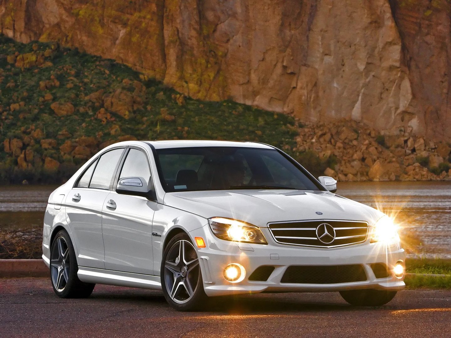 Mercedes_C-Class_AMG_3_generation__Sedan__10.jpg