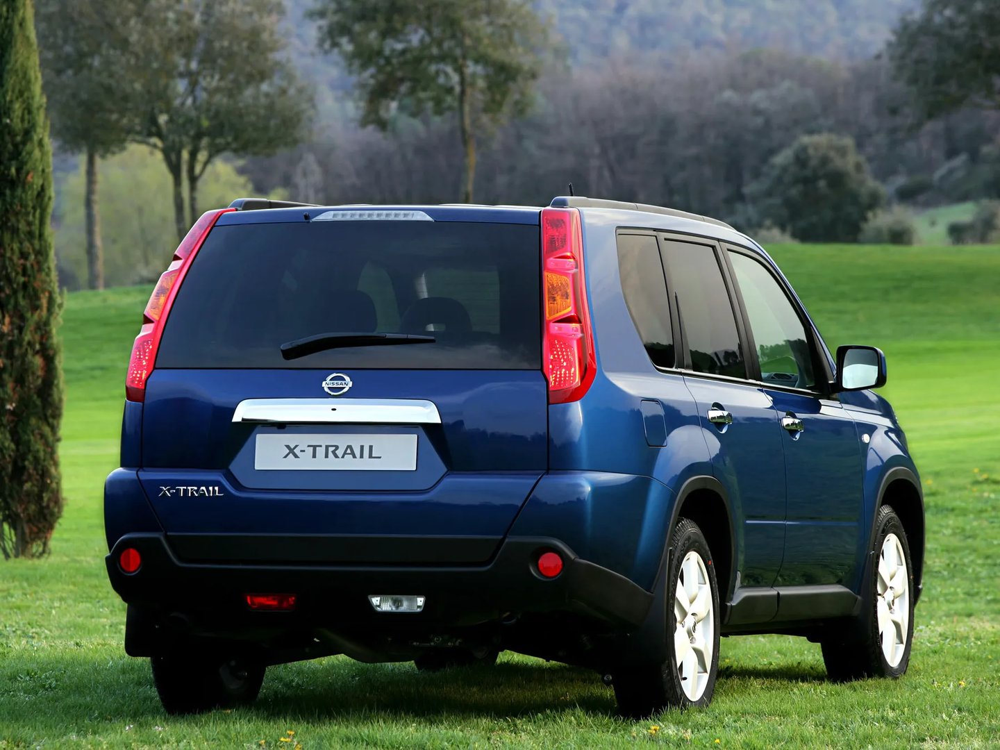 Nissan_X-Trail_2_generation__SUV_5-doors__10.jpg