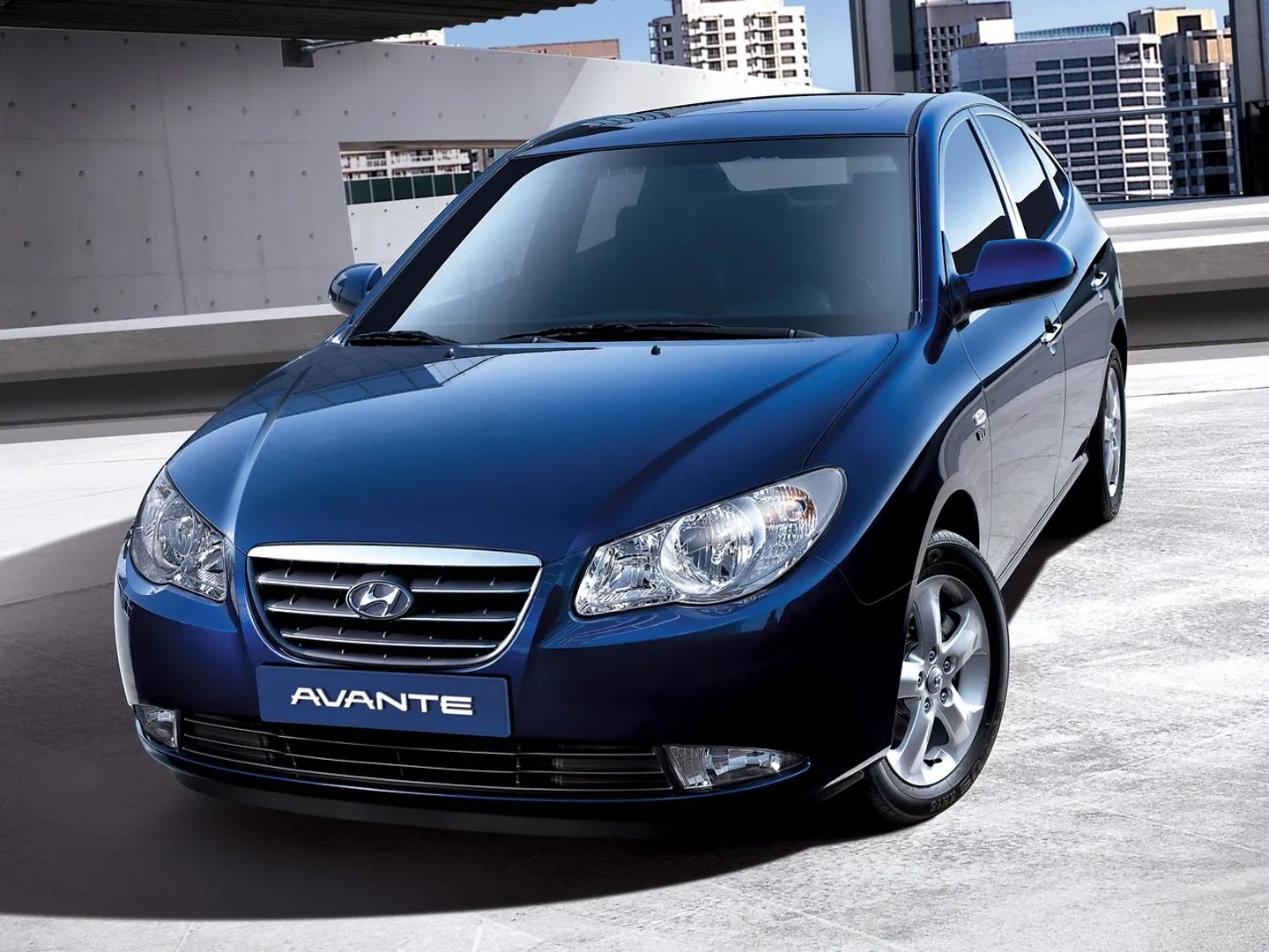 Hyundai_Avante_4_generation__Sedan__1.jpg