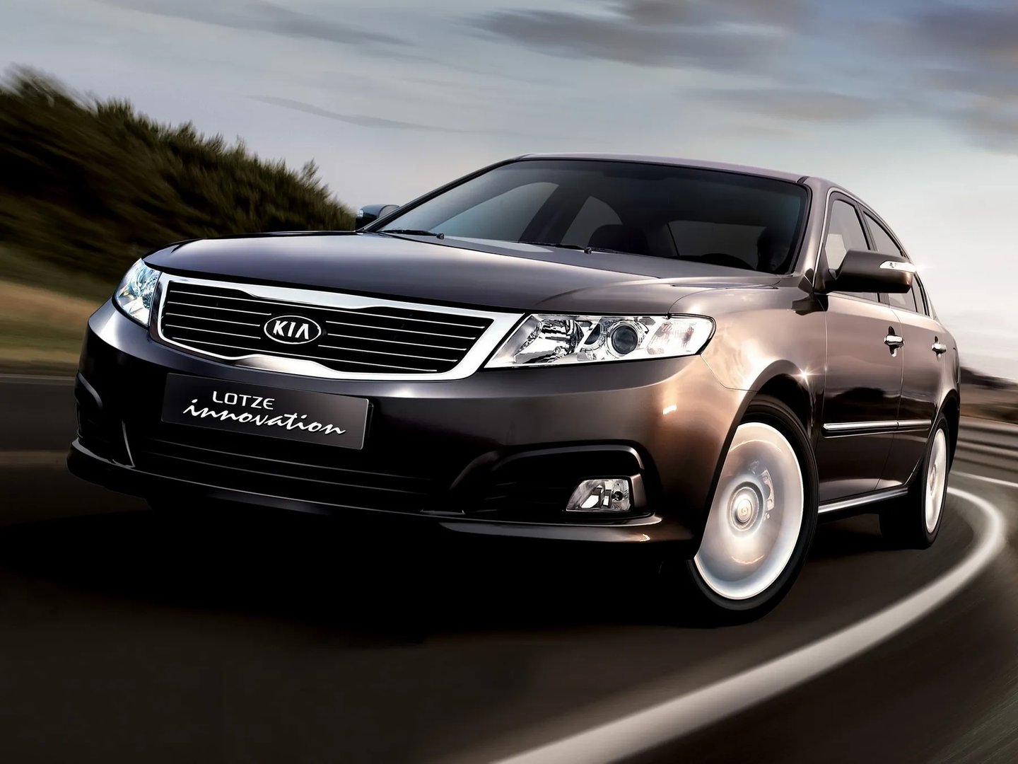 Kia_Lotze_3_generation__Sedan__5.jpg