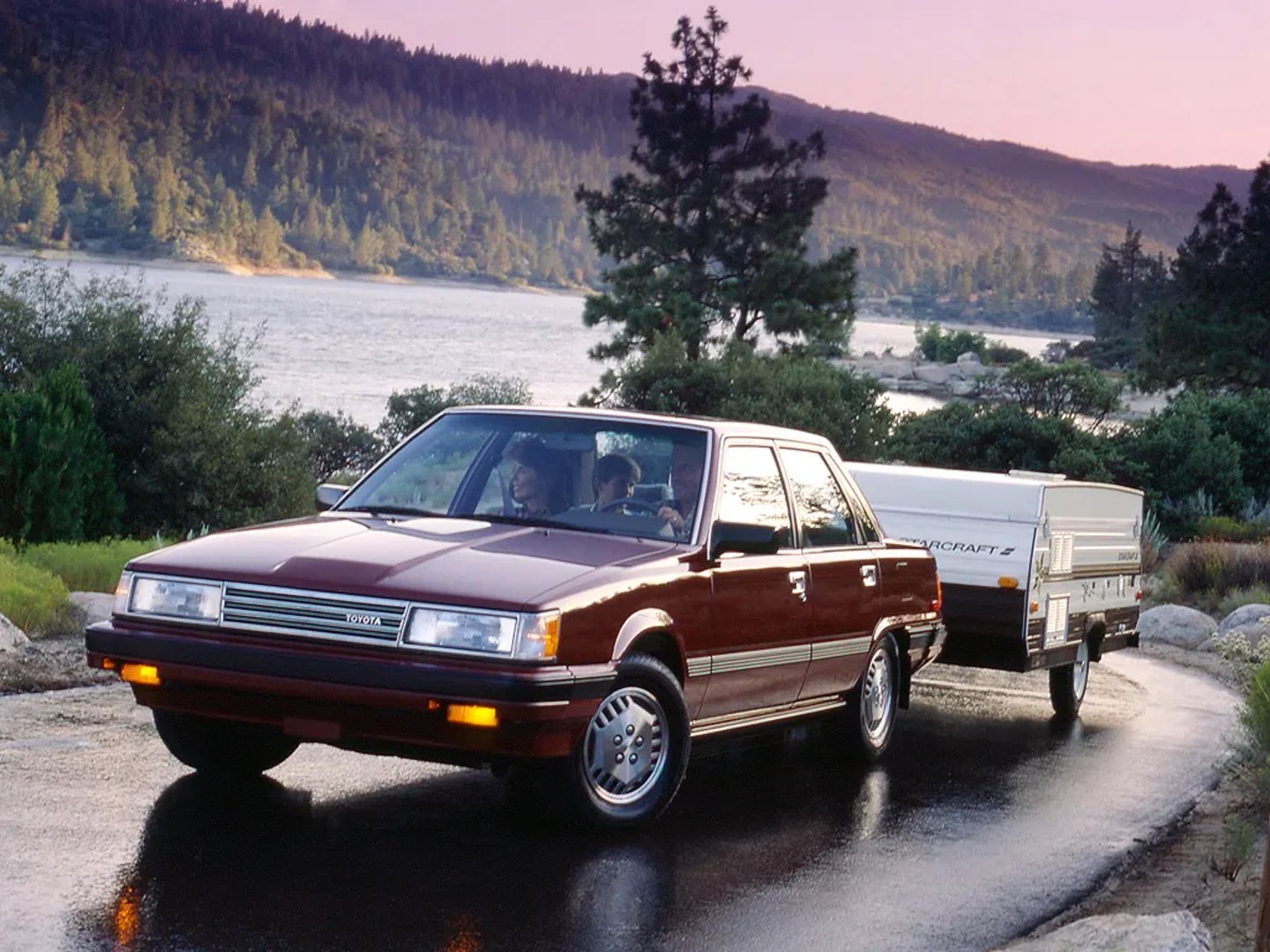 Toyota_Camry_1_generation__Sedan__9.jpg