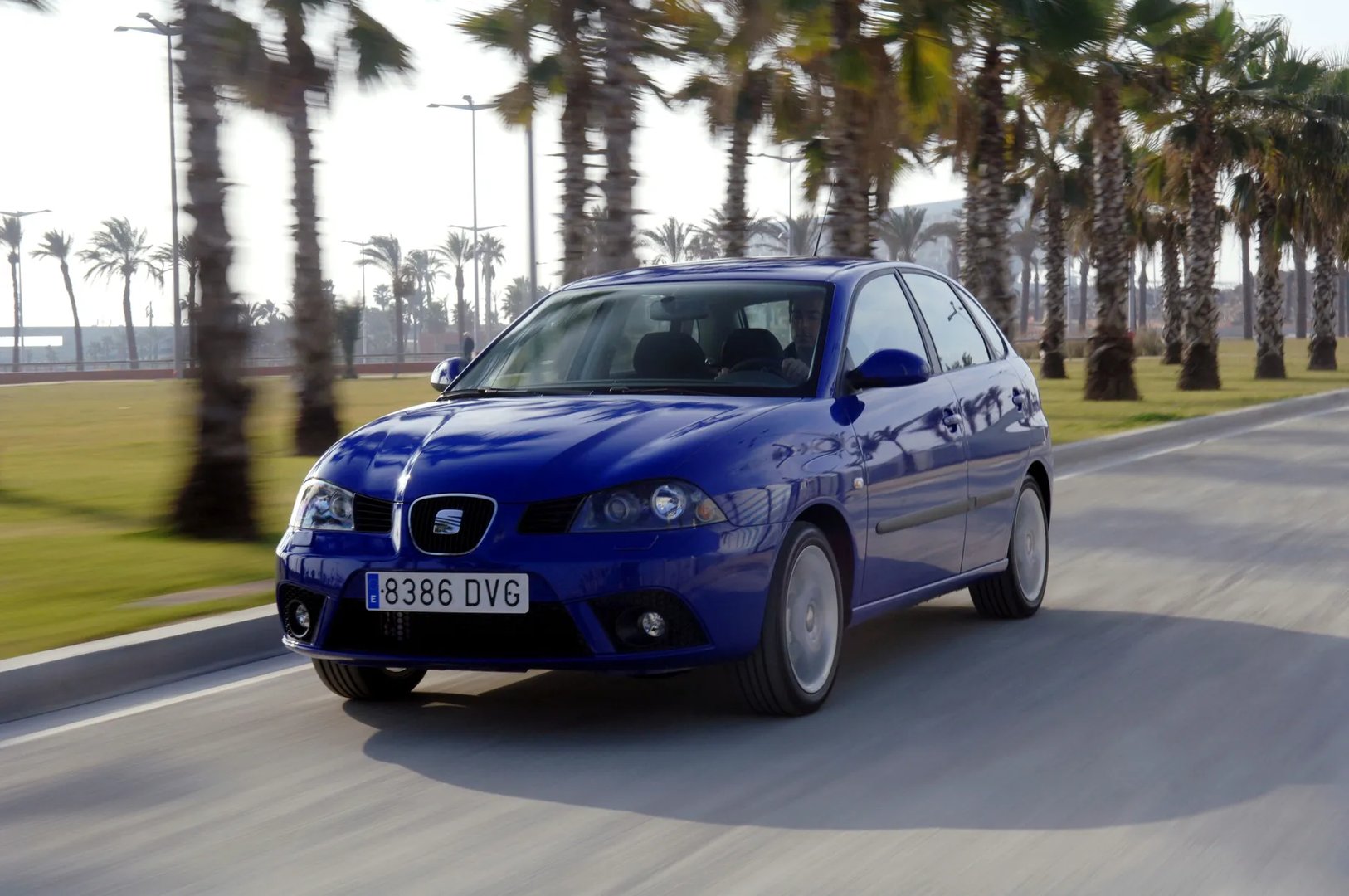 SEAT_Ibiza_3_generation_restyling__Mini_5-doors__4.jpg
