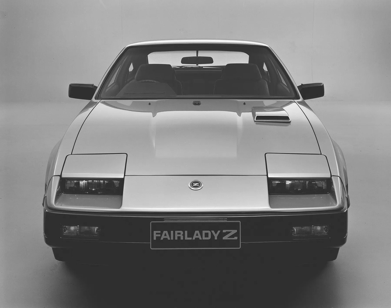 Nissan_Fairlady_Z_3_generation__Coupe__12.jpg