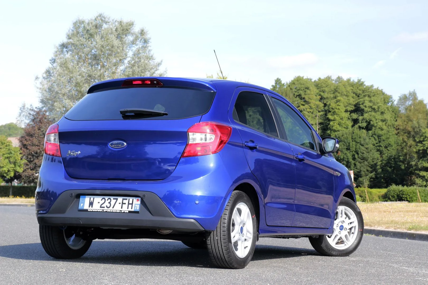 Ford_KA_3_generation__Mini_5-doors__1.jpg