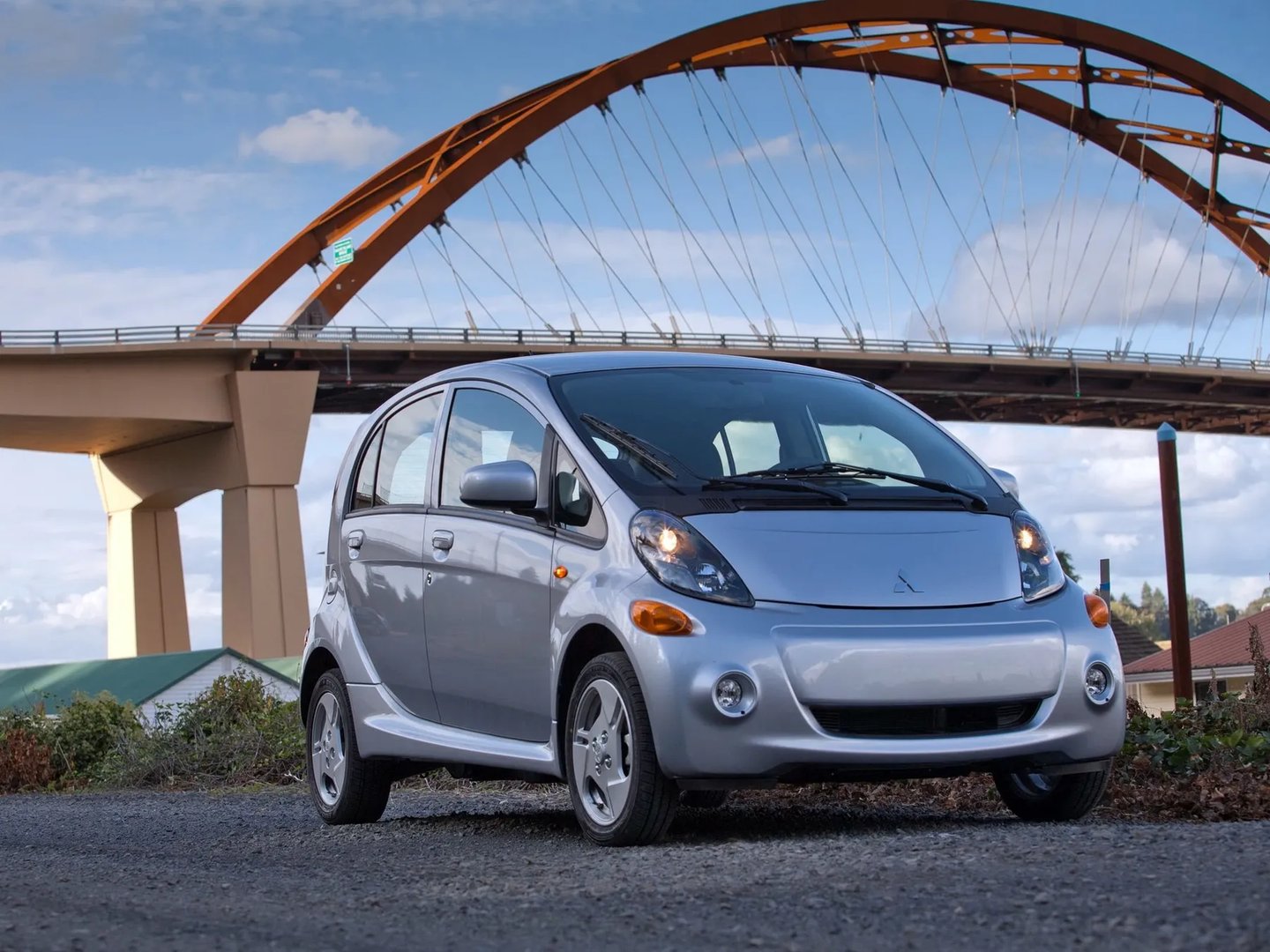 Mitsubishi_i-MiEV_1_generation__Mini_5-doors__4.jpg