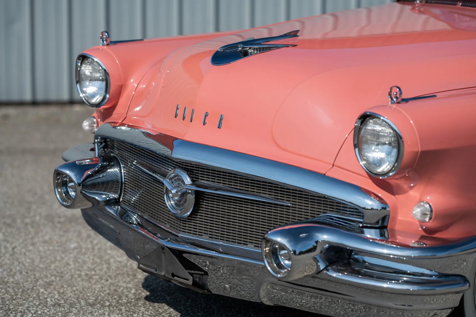 Buick_Roadmaster_6_generation__Cabrio__10.jpg