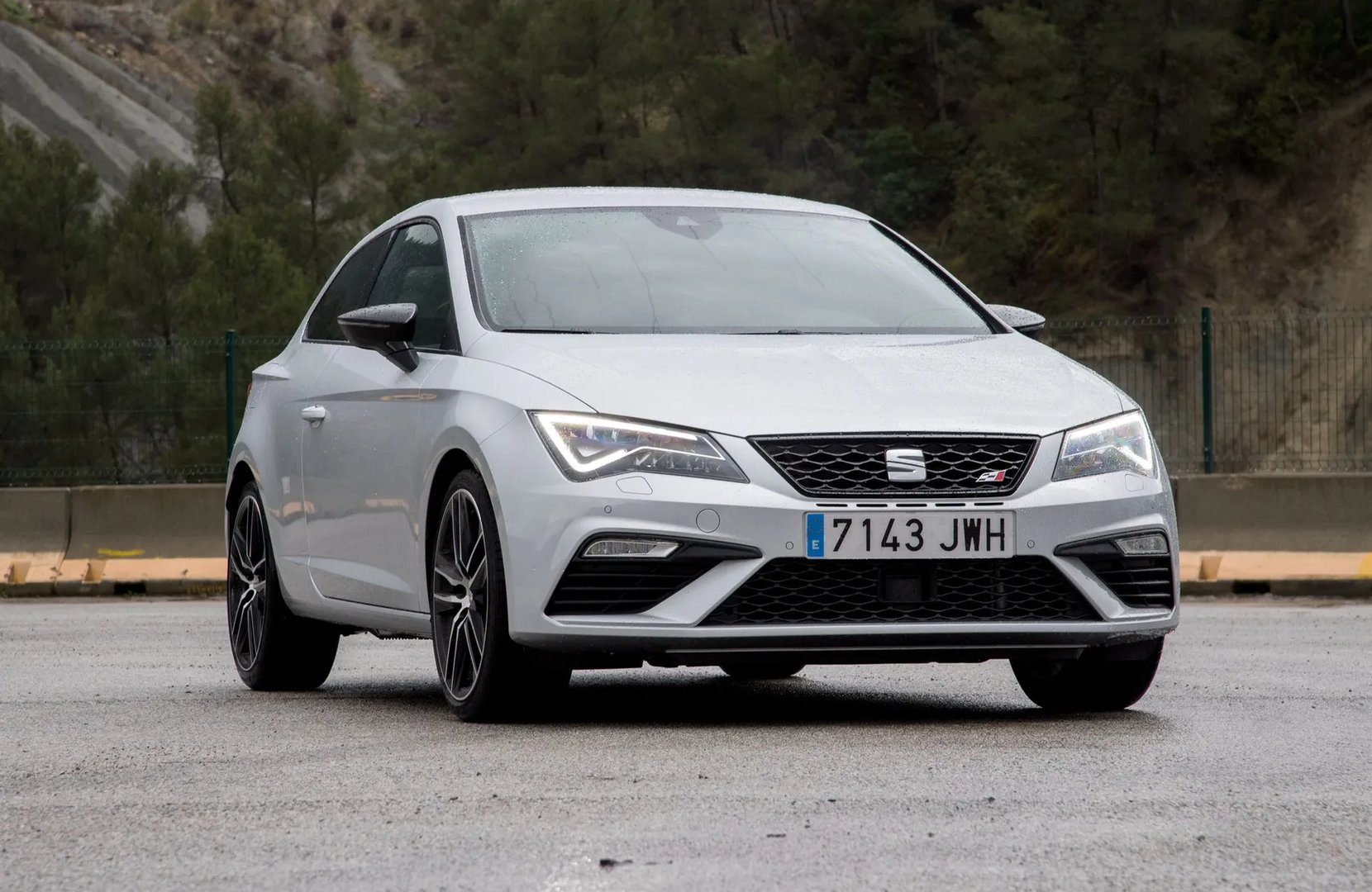 Seat Leon Cupra 3 generation, restyling  Hatchback 3-door