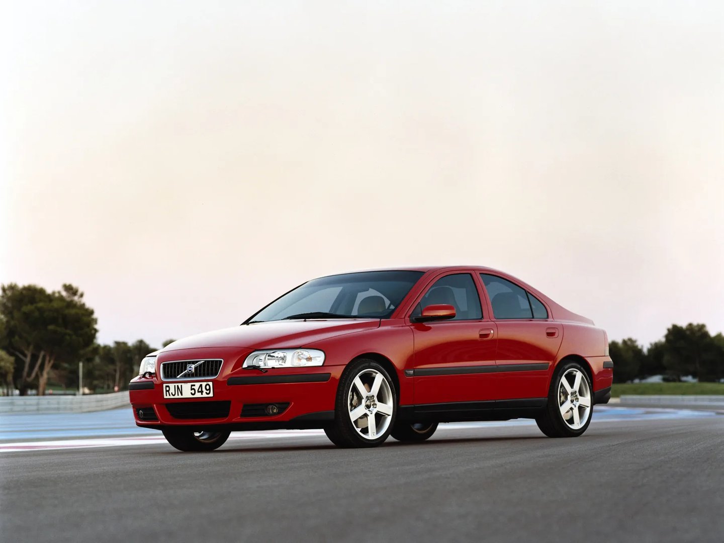 Volvo_S60_1_generation_restyling__Sedan__10.jpg