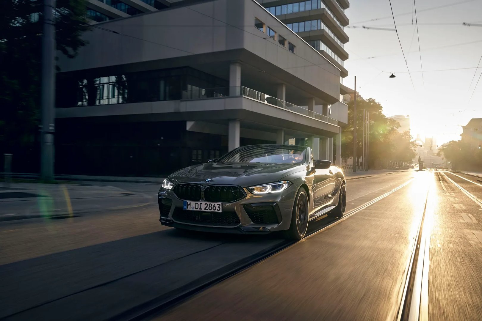 BMW_M8_1_generation_restyling_1__Cabrio__12.jpg