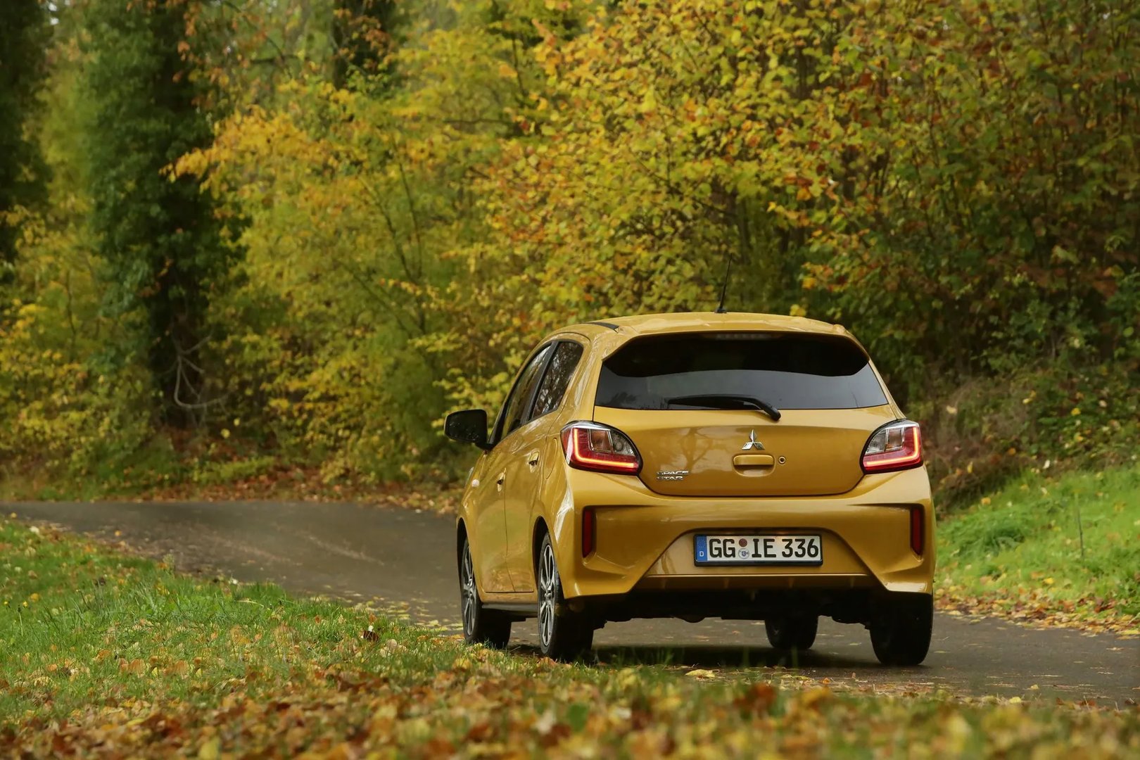Mitsubishi_Space_Star_2_generation_restyling_2__Hatchback_5-door__6.jpg