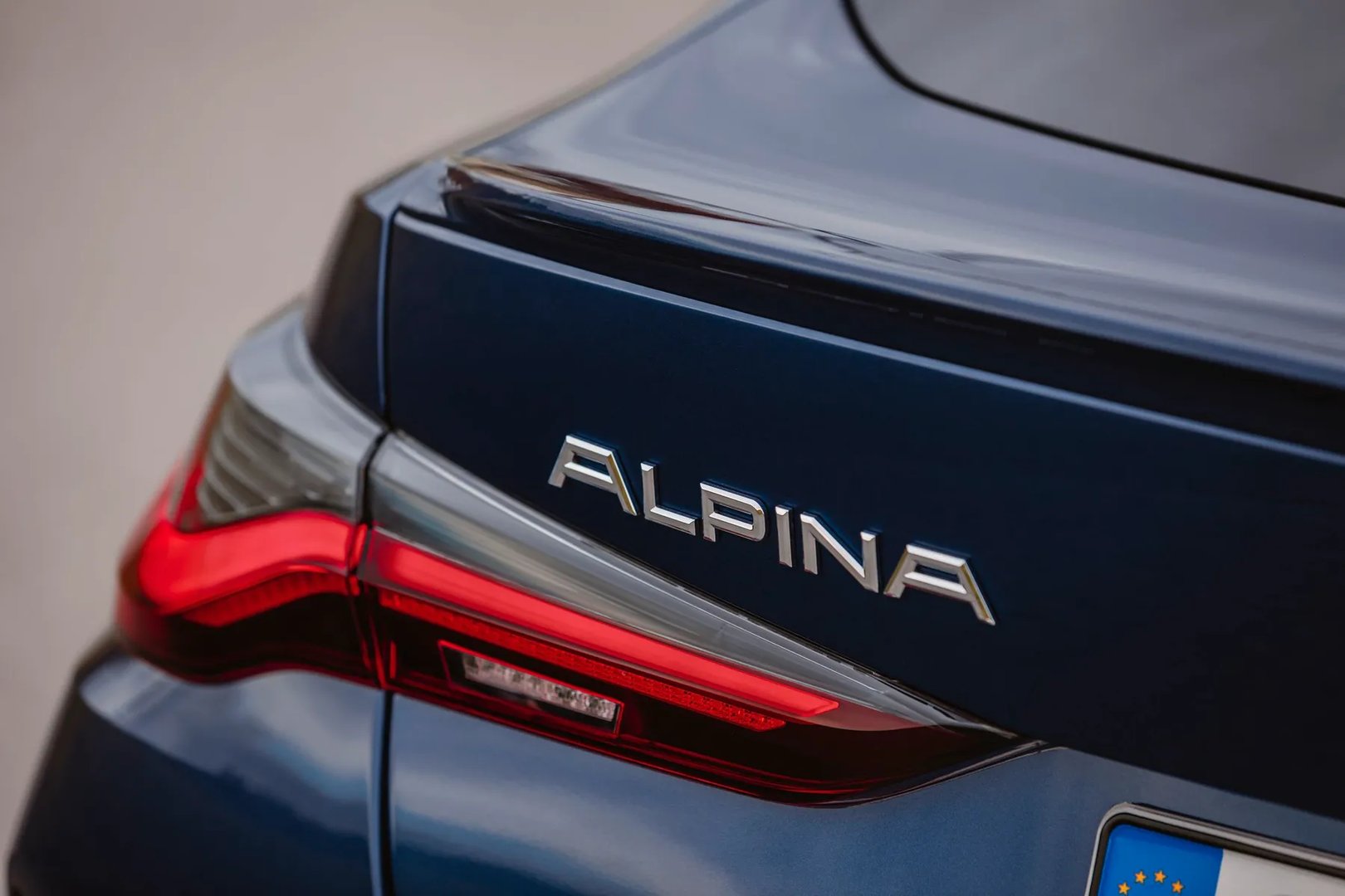 Alpina_B4_2_generation__Sedan__10.jpg